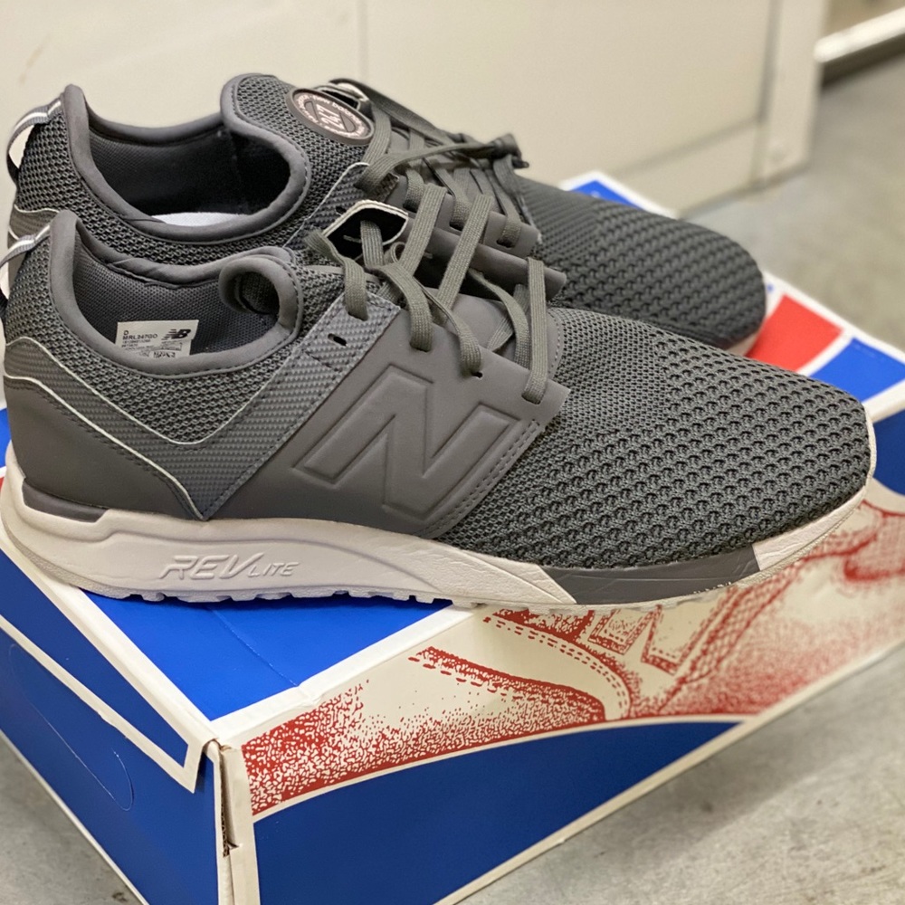 New Balance 247